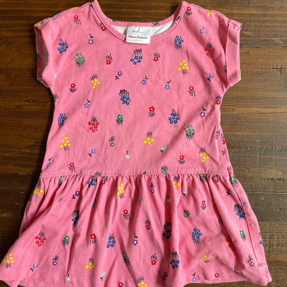 Hanna Andersson 90cm Size 3 cap sleeve dress or long tunic.